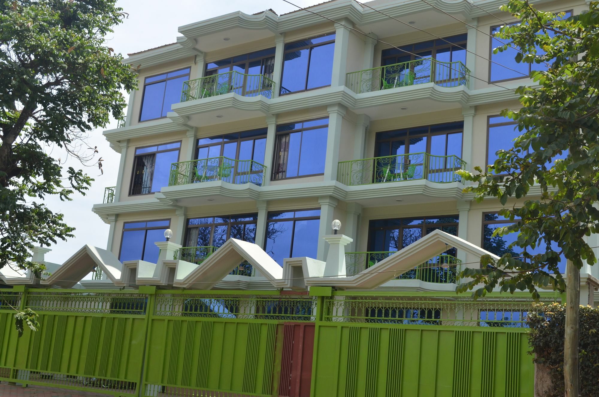 Africana Grand Hotel Arusha Ngoại thất bức ảnh